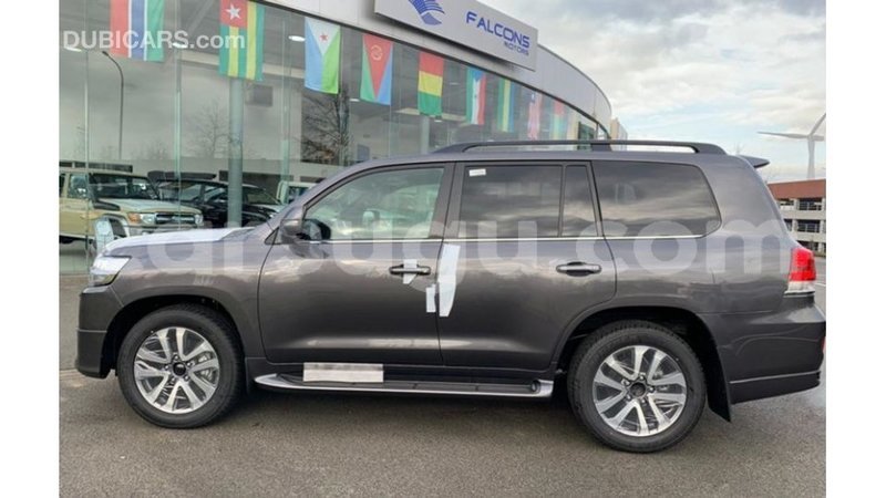 Big with watermark toyota land cruiser burkina faso import dubai 6231