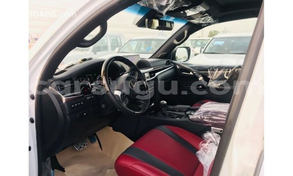Sayi Imported Lexus LX White Mota in Import - Dubai a Burkina Faso Sayi Imported Lexus LX White Mota in Import - Dubai a Burkina Faso