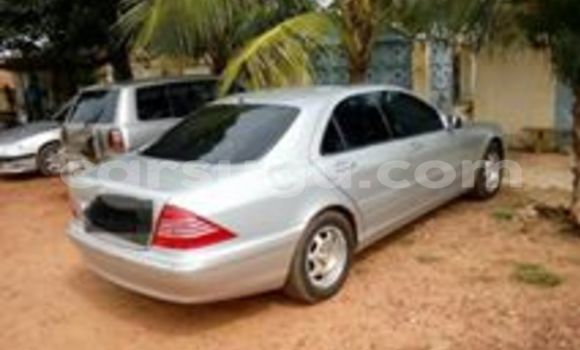 Buy New Mercedes-Benz 300–Series Silver Car in Ouagadougou in Burkina Faso Buy New Mercedes-Benz 300–Series Silver Car in Ouagadougou in Burkina Faso