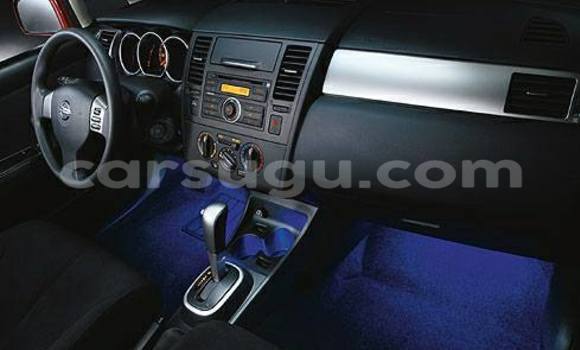 Acheter Neuf Voiture Nissan Versa Gris à Ouagadougou, Burkina-Faso Acheter Neuf Voiture Nissan Versa Gris à Ouagadougou, Burkina-Faso