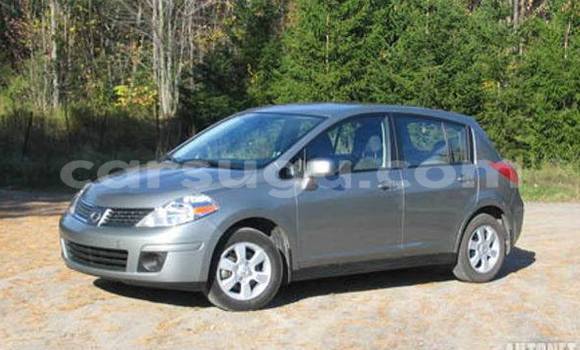 Acheter Neuf Voiture Nissan Versa Gris à Ouagadougou, Burkina-Faso Acheter Neuf Voiture Nissan Versa Gris à Ouagadougou, Burkina-Faso