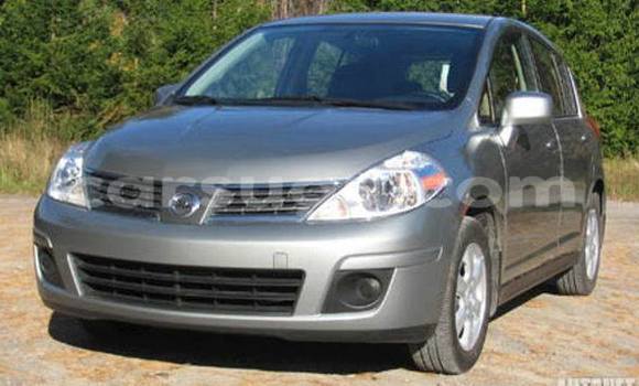 Acheter Neuf Voiture Nissan Versa Gris à Ouagadougou, Burkina-Faso Acheter Neuf Voiture Nissan Versa Gris à Ouagadougou, Burkina-Faso