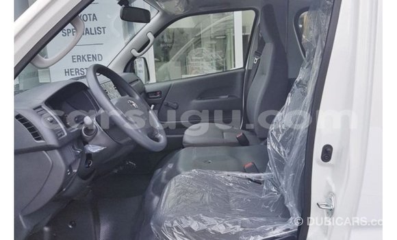 Buy Import Toyota Hiace White Car in Import - Dubai in Burkina Faso Buy Import Toyota Hiace White Car in Import - Dubai in Burkina Faso