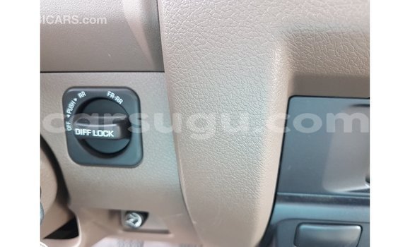 Sayi Imported Toyota Land Cruiser M Mota in Import - Dubai a Burkina Faso Sayi Imported Toyota Land Cruiser M Mota in Import - Dubai a Burkina Faso