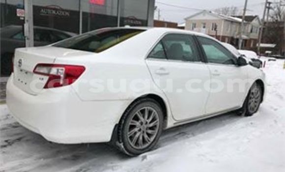 Acheter Neuf Voiture Toyota Camry Noir à Ouagadougou au Burkina-Faso Acheter Neuf Voiture Toyota Camry Noir à Ouagadougou au Burkina-Faso