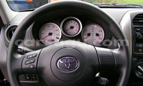 Acheter Neuf Voiture Toyota RAV4 Bleu à Ouagadougou, Burkina-Faso Acheter Neuf Voiture Toyota RAV4 Bleu à Ouagadougou, Burkina-Faso