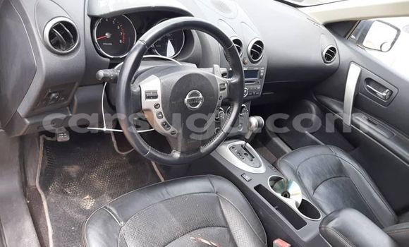 Buy Used Nissan Rogue White Car in Ouagadougou in Burkina Faso Buy Used Nissan Rogue White Car in Ouagadougou in Burkina Faso