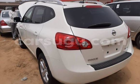 Buy Used Nissan Rogue White Car in Ouagadougou in Burkina Faso Buy Used Nissan Rogue White Car in Ouagadougou in Burkina Faso