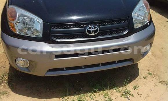 Acheter Neuf Voiture Toyota RAV4 Bleu à Ouagadougou, Burkina-Faso Acheter Neuf Voiture Toyota RAV4 Bleu à Ouagadougou, Burkina-Faso
