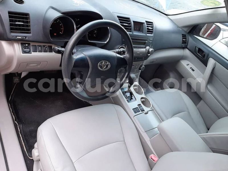 Big with watermark toyota highlander burkina faso ouagadougou 6264