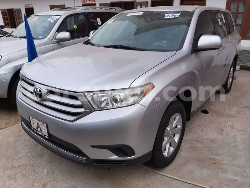 Big with watermark toyota highlander burkina faso ouagadougou 6264