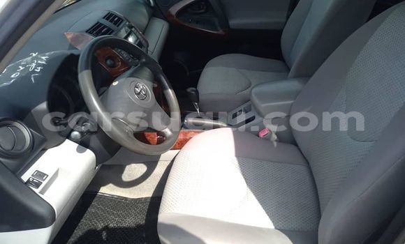 Buy Used Toyota RAV4 Silver Car in Ouagadougou in Burkina Faso Buy Used Toyota RAV4 Silver Car in Ouagadougou in Burkina Faso