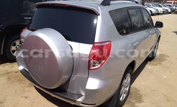 Buy Used Toyota RAV4 Silver Car in Ouagadougou in Burkina Faso Buy Used Toyota RAV4 Silver Car in Ouagadougou in Burkina Faso