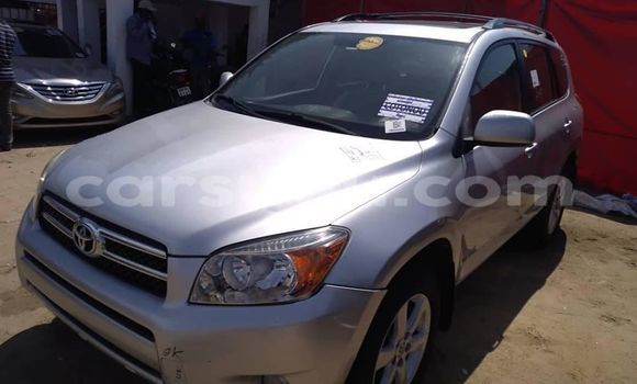 Buy Used Toyota RAV4 Silver Car in Ouagadougou in Burkina Faso Buy Used Toyota RAV4 Silver Car in Ouagadougou in Burkina Faso