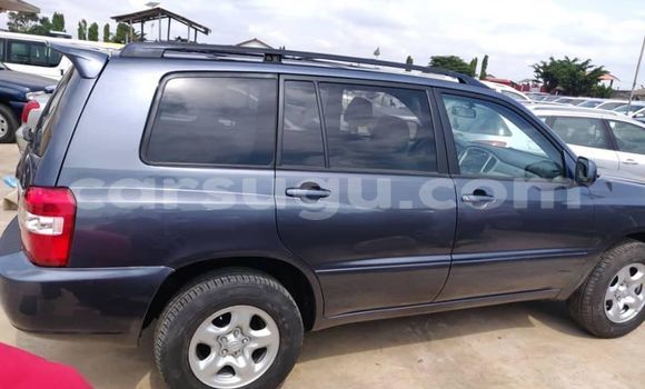 Buy Used Toyota Highlander Blue Car in Ouagadougou in Burkina Faso Buy Used Toyota Highlander Blue Car in Ouagadougou in Burkina Faso