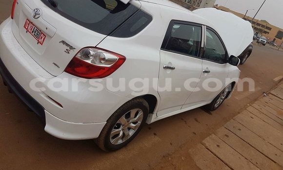 Acheter Neuf Voiture Toyota Matrix Blanc à Ouagadougou, Burkina-Faso Acheter Neuf Voiture Toyota Matrix Blanc à Ouagadougou, Burkina-Faso