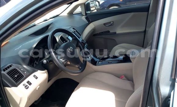 Buy Used Toyota Venza Green Car in Ouagadougou in Burkina Faso Buy Used Toyota Venza Green Car in Ouagadougou in Burkina Faso