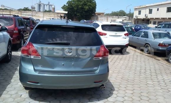 Buy Used Toyota Venza Green Car in Ouagadougou in Burkina Faso Buy Used Toyota Venza Green Car in Ouagadougou in Burkina Faso