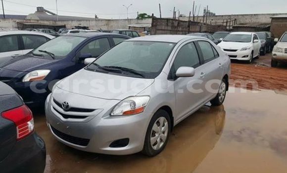 Acheter Neuf Voiture Toyota Yaris Gris à Ouagadougou au Burkina-Faso Acheter Neuf Voiture Toyota Yaris Gris à Ouagadougou au Burkina-Faso