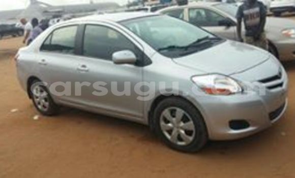 Acheter Neuf Voiture Toyota Yaris Gris à Ouagadougou, Burkina-Faso Acheter Neuf Voiture Toyota Yaris Gris à Ouagadougou, Burkina-Faso