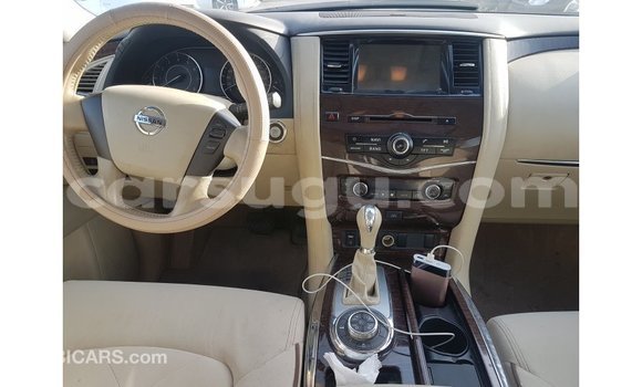 Sayi Imported Nissan Patrol White Mota in Import - Dubai a Burkina Faso Sayi Imported Nissan Patrol White Mota in Import - Dubai a Burkina Faso