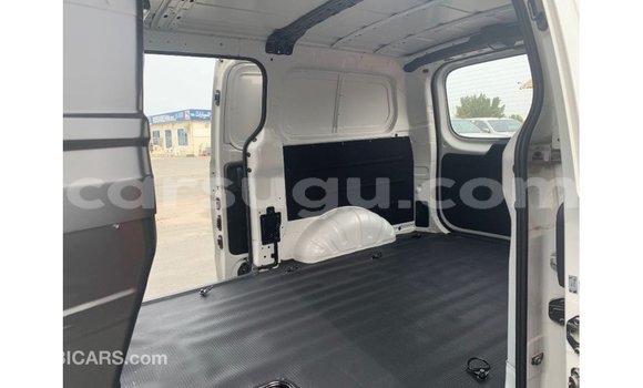 Acheter Import Voiture Hyundai Cargo Blanc à Import - Dubai, Burkina-Faso Acheter Import Voiture Hyundai Cargo Blanc à Import - Dubai, Burkina-Faso