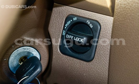 Acheter Import Voiture Toyota Land Cruiser Beige à Import - Dubai, Burkina-Faso Acheter Import Voiture Toyota Land Cruiser Beige à Import - Dubai, Burkina-Faso