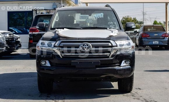 Sayi Imported Toyota Land Cruiser Black Mota in Import - Dubai a Burkina Faso Sayi Imported Toyota Land Cruiser Black Mota in Import - Dubai a Burkina Faso