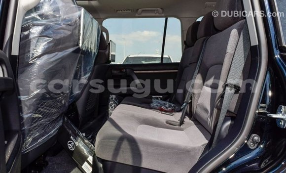 Sayi Imported Toyota Land Cruiser Black Mota in Import - Dubai a Burkina Faso Sayi Imported Toyota Land Cruiser Black Mota in Import - Dubai a Burkina Faso