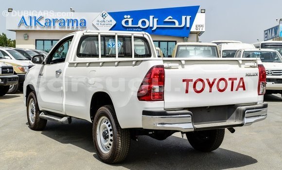 Acheter Import Voiture Toyota Hilux Blanc à Import - Dubai, Burkina-Faso Acheter Import Voiture Toyota Hilux Blanc à Import - Dubai, Burkina-Faso