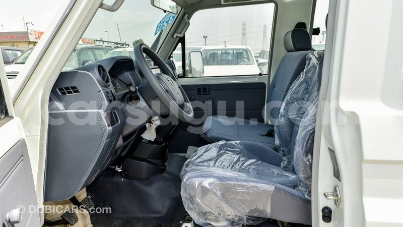 Big with watermark toyota land cruiser burkina faso import dubai 6319