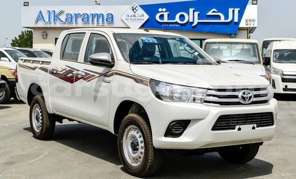 Acheter Import Voiture Toyota Hilux Blanc à Import - Dubai, Burkina-Faso Acheter Import Voiture Toyota Hilux Blanc à Import - Dubai, Burkina-Faso