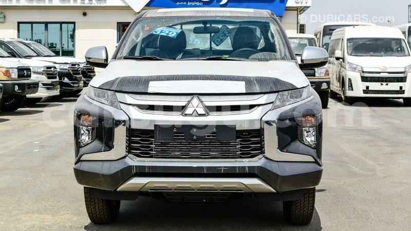 Big with watermark mitsubishi l200 burkina faso import dubai 6321
