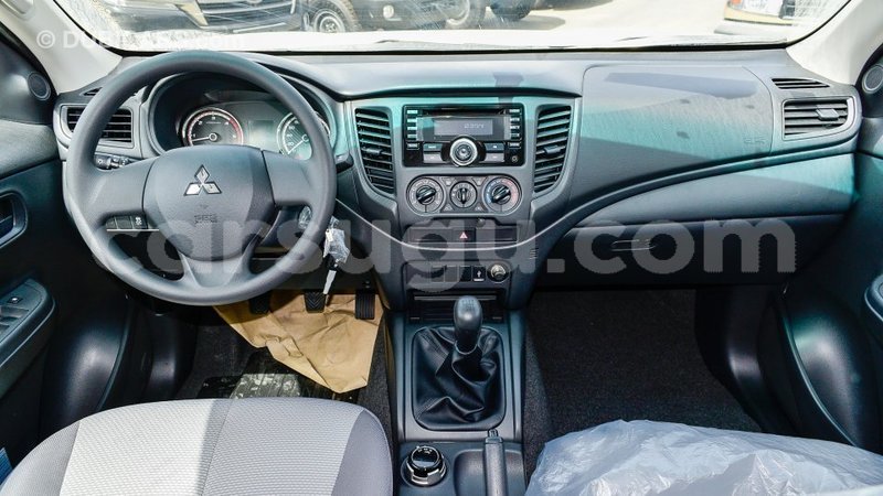 Big with watermark mitsubishi l200 burkina faso import dubai 6321