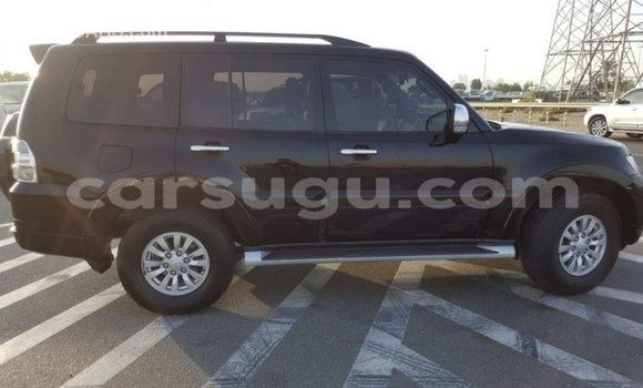 Sayi Imported Mitsubishi Pajero Black Mota in Import - Dubai a Burkina Faso Sayi Imported Mitsubishi Pajero Black Mota in Import - Dubai a Burkina Faso
