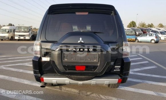 Sayi Imported Mitsubishi Pajero Black Mota in Import - Dubai a Burkina Faso Sayi Imported Mitsubishi Pajero Black Mota in Import - Dubai a Burkina Faso