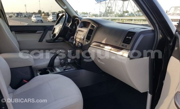 Sayi Imported Mitsubishi Pajero Black Mota in Import - Dubai a Burkina Faso Sayi Imported Mitsubishi Pajero Black Mota in Import - Dubai a Burkina Faso