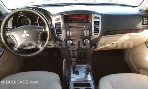 Sayi Imported Mitsubishi Pajero Black Mota in Import - Dubai a Burkina Faso Sayi Imported Mitsubishi Pajero Black Mota in Import - Dubai a Burkina Faso