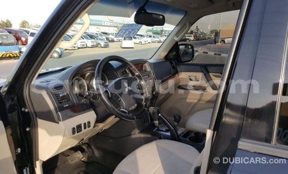 Sayi Imported Mitsubishi Pajero Black Mota in Import - Dubai a Burkina Faso Sayi Imported Mitsubishi Pajero Black Mota in Import - Dubai a Burkina Faso
