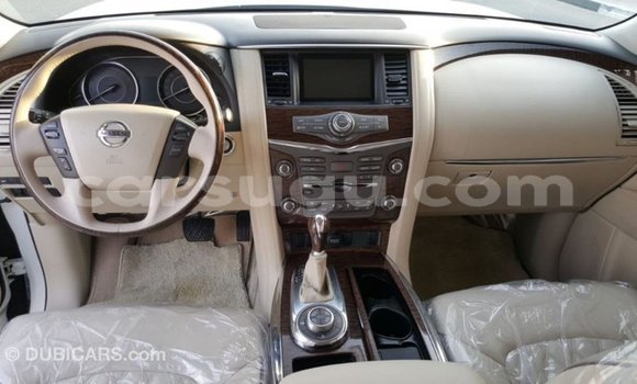 Acheter Import Voiture Nissan Patrol Blanc à Import - Dubai, Burkina-Faso Acheter Import Voiture Nissan Patrol Blanc à Import - Dubai, Burkina-Faso