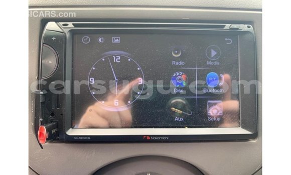 Acheter Import Voiture Nissan Sunny Blanc à Import - Dubai, Burkina-Faso Acheter Import Voiture Nissan Sunny Blanc à Import - Dubai, Burkina-Faso