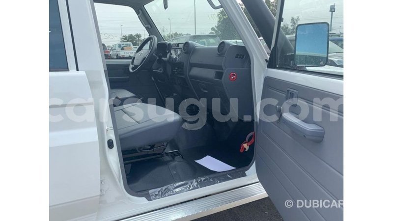 Big with watermark toyota land cruiser burkina faso import dubai 6338