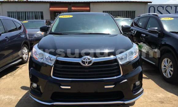 Acheter Occasion Voiture Toyota Highlander Noir à Ouagadougou au Burkina-Faso Acheter Occasion Voiture Toyota Highlander Noir à Ouagadougou au Burkina-Faso