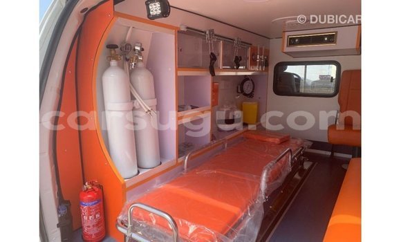 Acheter Import Voiture Hyundai Accent Blanc à Import - Dubai, Burkina-Faso Acheter Import Voiture Hyundai Accent Blanc à Import - Dubai, Burkina-Faso