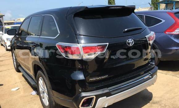Acheter Occasion Voiture Toyota Highlander Noir à Ouagadougou, Burkina-Faso Acheter Occasion Voiture Toyota Highlander Noir à Ouagadougou, Burkina-Faso