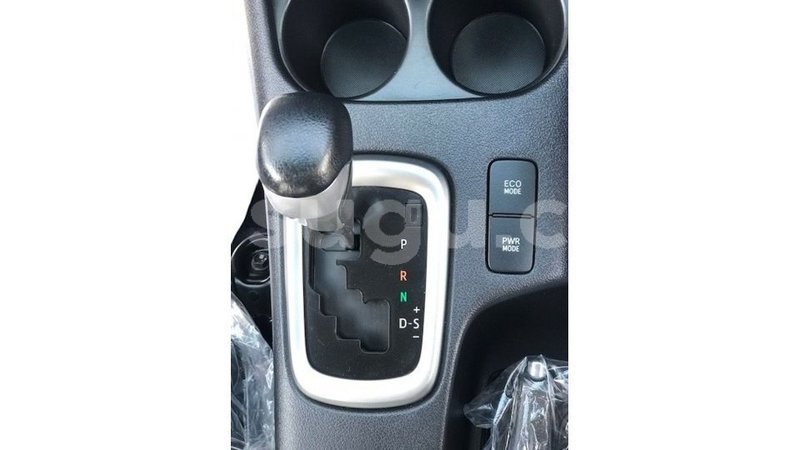 Big with watermark toyota hilux burkina faso import dubai 6352