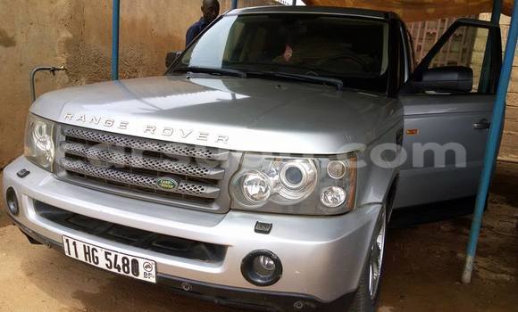 Sayi Sabo Land Rover Range Rover Azurfa Mota in Ouagadougou a Burkina Faso