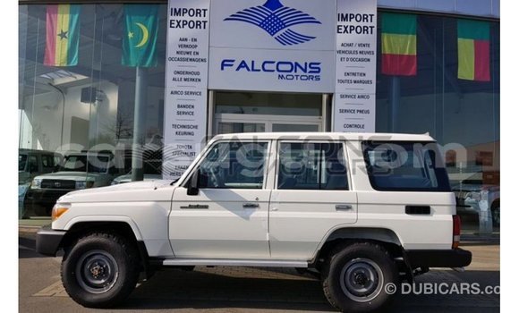 Buy Import Toyota Land Cruiser White Car in Import - Dubai in Burkina Faso Buy Import Toyota Land Cruiser White Car in Import - Dubai in Burkina Faso