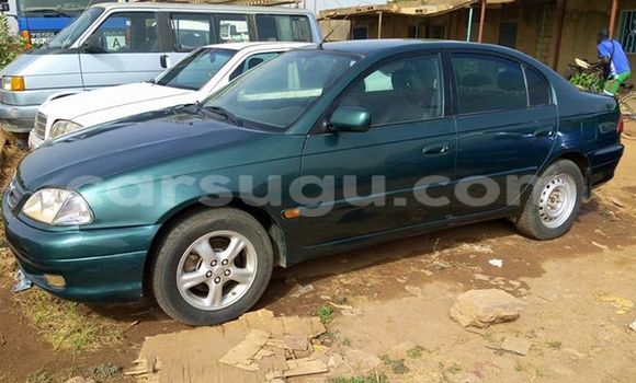 Acheter Neuf Voiture Toyota Avensis Vert à Ouagadougou au Burkina-Faso Acheter Neuf Voiture Toyota Avensis Vert à Ouagadougou au Burkina-Faso
