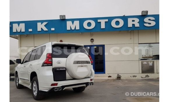 Acheter Import Voiture Toyota Prado Blanc à Import - Dubai, Burkina-Faso Acheter Import Voiture Toyota Prado Blanc à Import - Dubai, Burkina-Faso